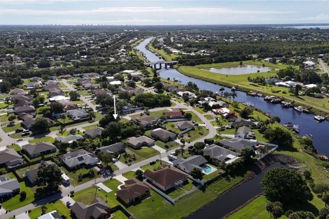 Land in Saint Lucie, Florida № 1901723 - photo 3