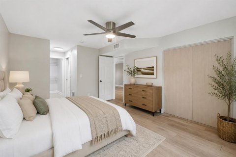Купить кондоминиум в Клируотер, Флорида 5 комнат, 92.25м2, № 2234744 - фото 15