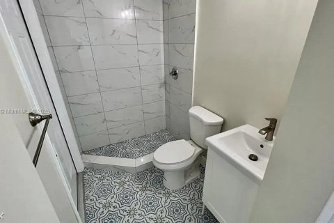 Villa ou maison à louer à Fort Lauderdale, Floride: 3 chambres, 90.86 m2 № 1927164 - photo 8