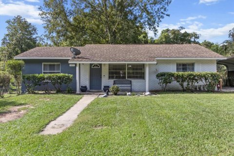 House in Inverness, Florida 3 bedrooms, 109.25 sq.m. № 1884778 - photo 5