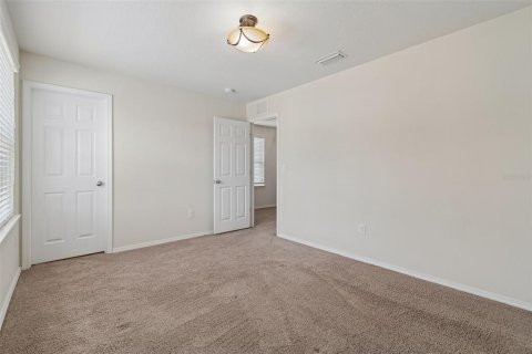 Touwnhouse à louer à Tampa, Floride: 3 chambres, 174.66 m2 № 2107081 - photo 16