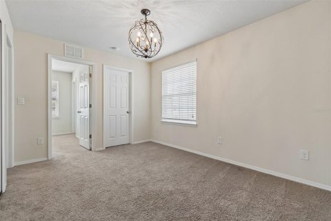 Touwnhouse à louer à Tampa, Floride: 3 chambres, 174.66 m2 № 2107081 - photo 11