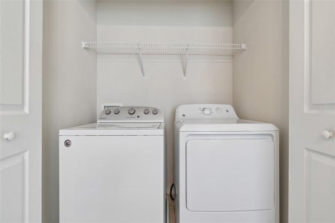 Touwnhouse à louer à Tampa, Floride: 3 chambres, 174.66 m2 № 2107081 - photo 22