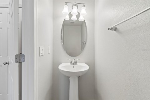 Touwnhouse à louer à Tampa, Floride: 3 chambres, 174.66 m2 № 2107081 - photo 10