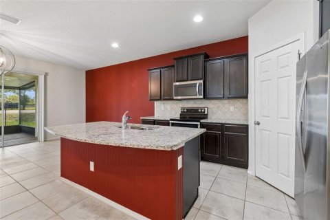Touwnhouse à louer à Tampa, Floride: 3 chambres, 174.66 m2 № 2107081 - photo 5