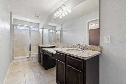 Touwnhouse à louer à Tampa, Floride: 3 chambres, 174.66 m2 № 2107081 - photo 30