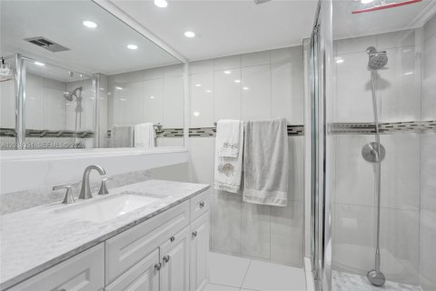 Condominio en venta en Tamarac, Florida, 2 dormitorios, 81.75 m2 № 2089552 - foto 23