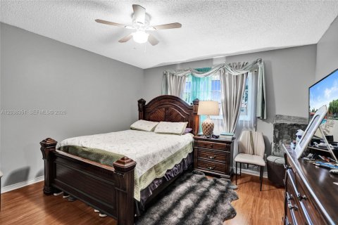 Condominio en venta en Tamarac, Florida, 2 dormitorios, 81.75 m2 № 2089552 - foto 10