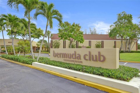 Condominio en venta en Tamarac, Florida, 2 dormitorios, 81.75 m2 № 2089552 - foto 2