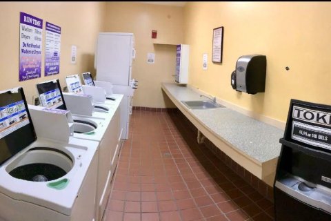 Condo in Kissimmee, Florida, 1 bedroom  № 1980986 - photo 11