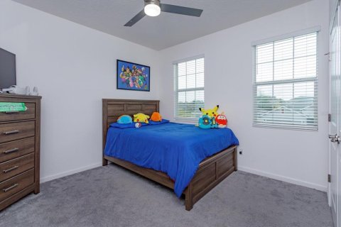 House in Davenport, Florida 4 bedrooms, 230.86 sq.m. № 2151781 - photo 22