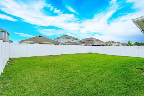 House in Davenport, Florida 4 bedrooms, 230.86 sq.m. № 2151781 - photo 29