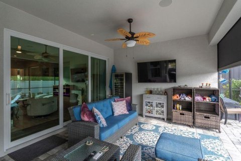 House in Parrish, Florida 2 bedrooms, 186.55 sq.m. № 1679485 - photo 22
