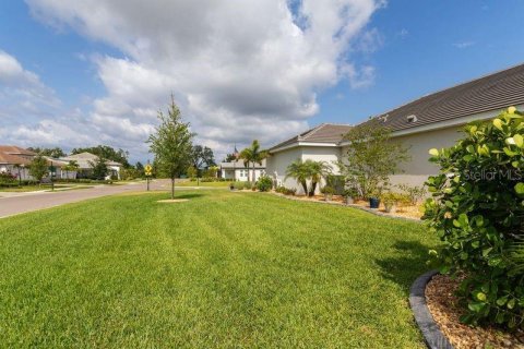 House in Parrish, Florida 2 bedrooms, 186.55 sq.m. № 1679485 - photo 5