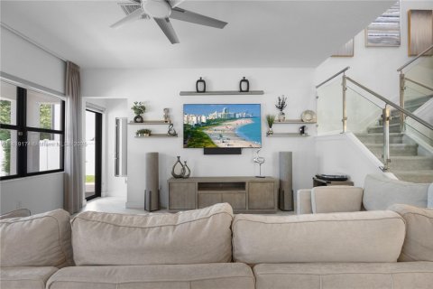 Casa en venta en Miramar, Florida, 4 dormitorios, 251.21 m2 № 1777819 - foto 11