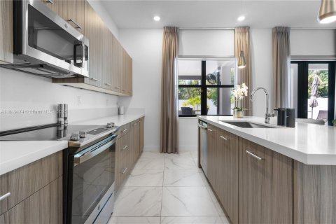 Casa en venta en Miramar, Florida, 4 dormitorios, 251.21 m2 № 1777819 - foto 15