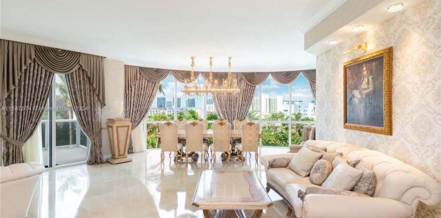 Condo in Sunny Isles Beach, Florida, 3 bedrooms  № 2014753