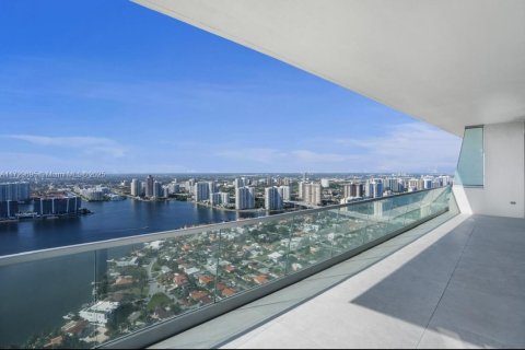 Copropriété à vendre à Sunny Isles Beach, Floride: 4 chambres, 302.12 m2 № 1485073 - photo 8