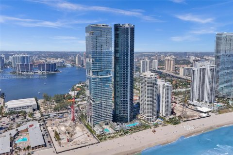 Copropriété à vendre à Sunny Isles Beach, Floride: 4 chambres, 302.12 m2 № 1485073 - photo 21