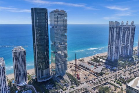 Copropriété à vendre à Sunny Isles Beach, Floride: 4 chambres, 302.12 m2 № 1485073 - photo 26