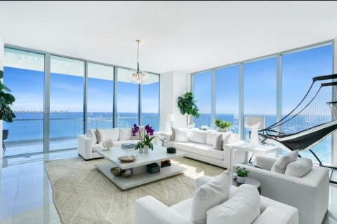 Copropriété à vendre à Sunny Isles Beach, Floride: 4 chambres, 302.12 m2 № 1485073 - photo 4