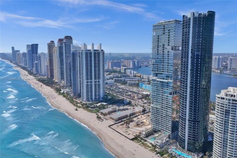 Copropriété à vendre à Sunny Isles Beach, Floride: 4 chambres, 302.12 m2 № 1485073 - photo 24