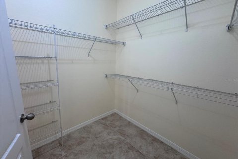 House in Lake Wales, Florida 3 bedrooms, 151.8 sq.m. № 2378100 - photo 19