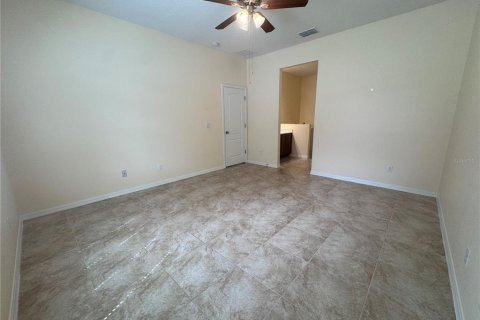 House in Lake Wales, Florida 3 bedrooms, 151.8 sq.m. № 2378100 - photo 16
