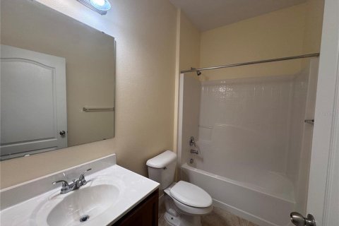 House in Lake Wales, Florida 3 bedrooms, 151.8 sq.m. № 2378100 - photo 7