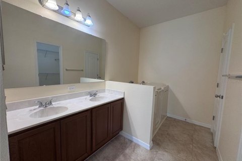 House in Lake Wales, Florida 3 bedrooms, 151.8 sq.m. № 2378100 - photo 18