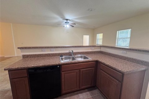 House in Lake Wales, Florida 3 bedrooms, 151.8 sq.m. № 2378100 - photo 10