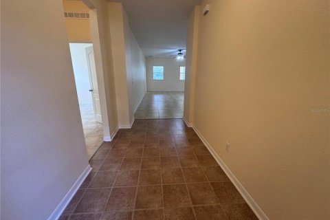 House in Lake Wales, Florida 3 bedrooms, 151.8 sq.m. № 2378100 - photo 3