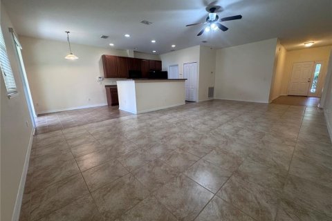 House in Lake Wales, Florida 3 bedrooms, 151.8 sq.m. № 2378100 - photo 15
