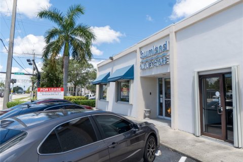 Immobilier commercial à Pembroke Park, Floride № 2158658