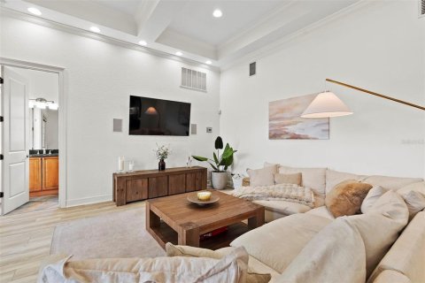 Villa ou maison à vendre à Tampa, Floride: 4 chambres, 324.79 m2 № 2142135 - photo 27