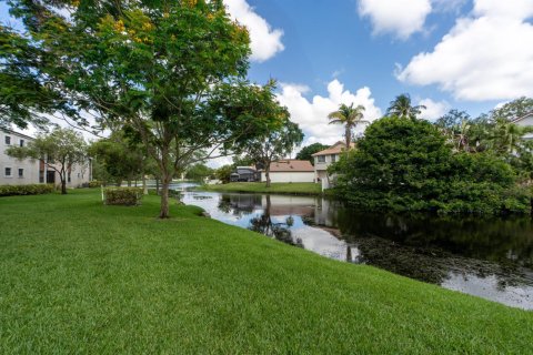 Condo in Plantation, Florida, 2 bedrooms  № 2245608 - photo 29