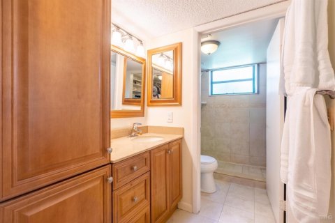 Condo in Plantation, Florida, 2 bedrooms  № 2245608 - photo 16
