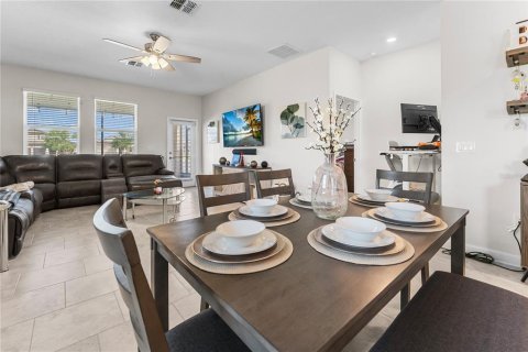 Casa en venta en Kissimmee, Florida, 3 dormitorios, 183.02 m2 № 1918603 - foto 17