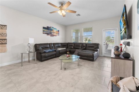 Casa en venta en Kissimmee, Florida, 3 dormitorios, 183.02 m2 № 1918603 - foto 21