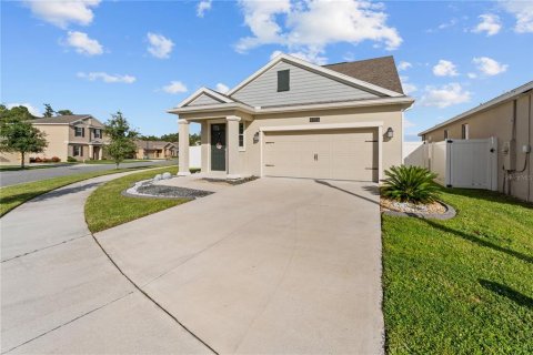 Casa en venta en Kissimmee, Florida, 3 dormitorios, 183.02 m2 № 1918603 - foto 1
