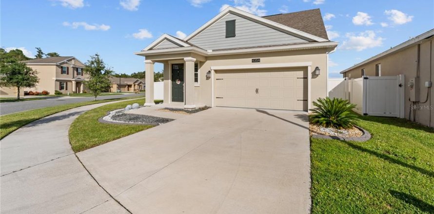 Casa en Kissimmee, Florida 3 dormitorios, 183.02 m2 № 1918603