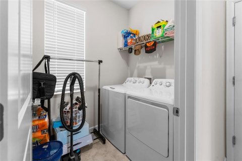 Casa en venta en Kissimmee, Florida, 3 dormitorios, 183.02 m2 № 1918603 - foto 23