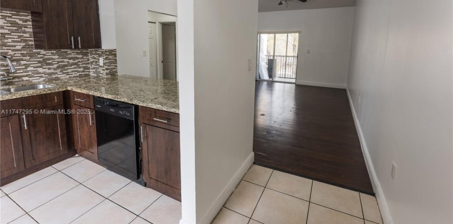 Condo à Miramar, Floride, 2 chambres № 1691382