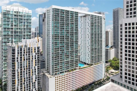 Condo in Miami, Florida, 1 bedroom  № 1946600 - photo 24