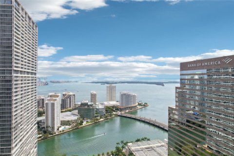 Condo in Miami, Florida, 1 bedroom  № 1946600 - photo 3