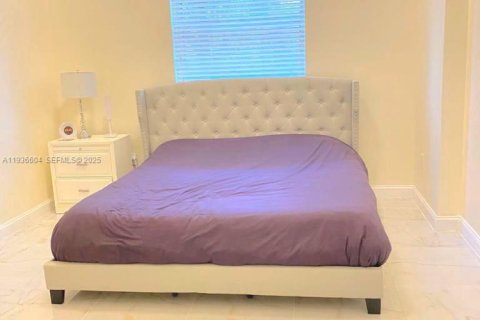 Condo in Plantation, Florida, 1 bedroom  № 1994600 - photo 7