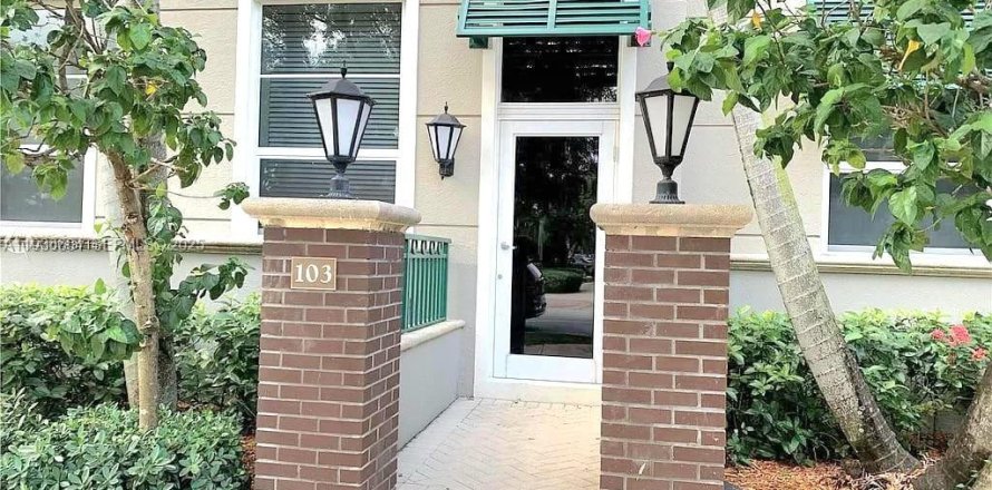 Condo in Plantation, Florida, 1 bedroom  № 1994600