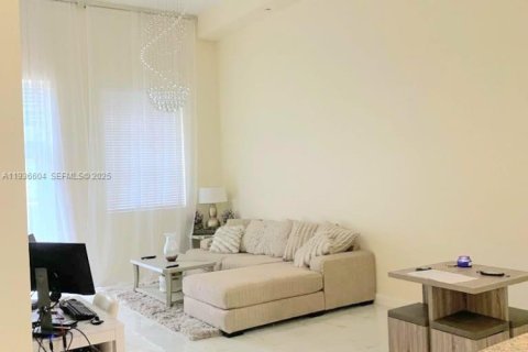 Condo in Plantation, Florida, 1 bedroom  № 1994600 - photo 4