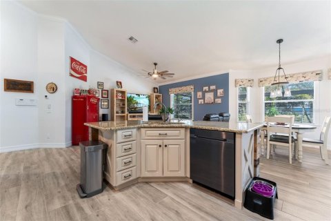 Villa ou maison à vendre à Rotonda, Floride: 4 chambres, 246.56 m2 № 1524353 - photo 16