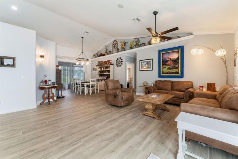 Villa ou maison à vendre à Rotonda, Floride: 4 chambres, 246.56 m2 № 1524353 - photo 5